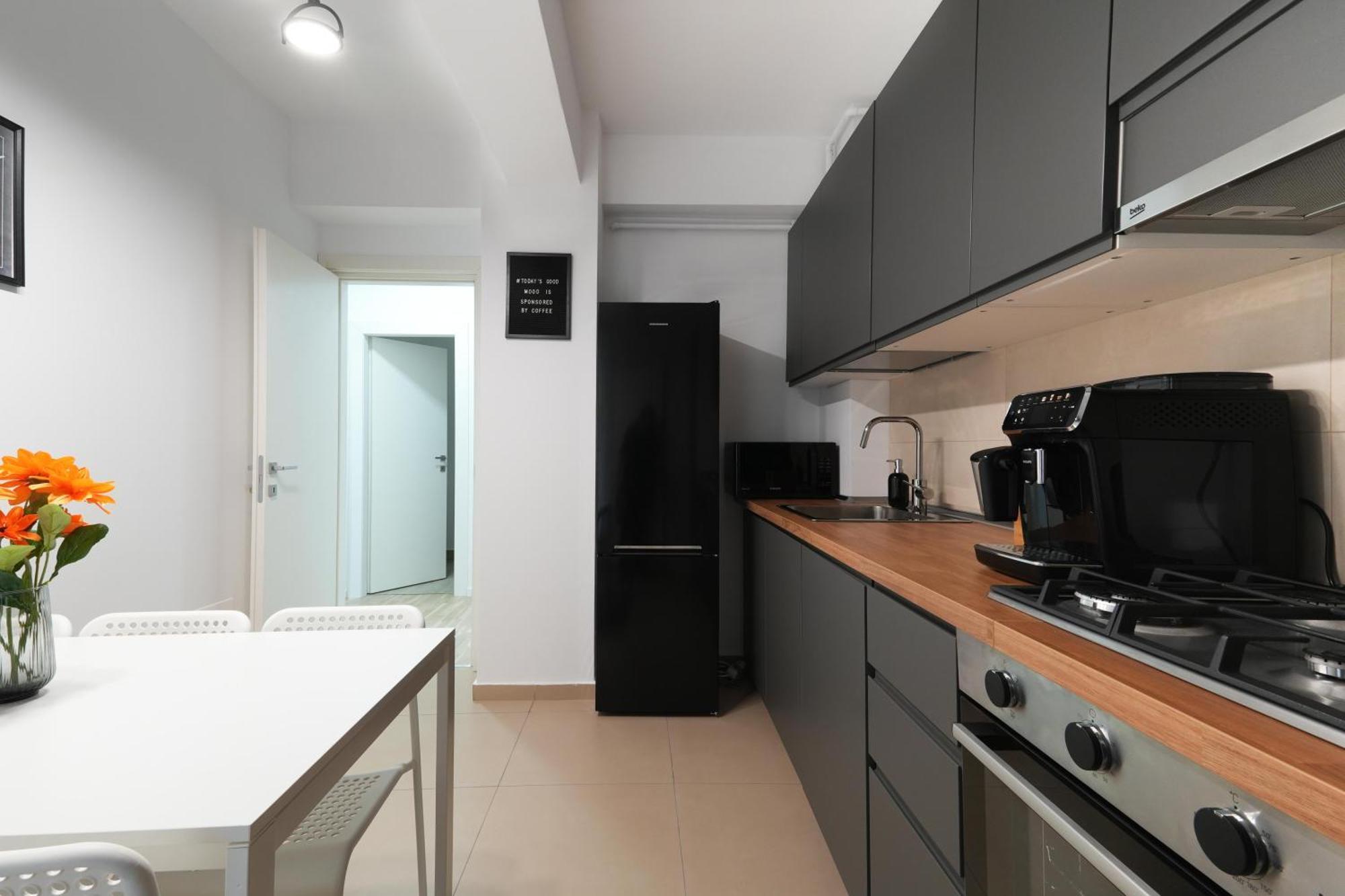 Gabi - Chic Apt With Parking Close To Veranda Mall Bucharest Exterior photo